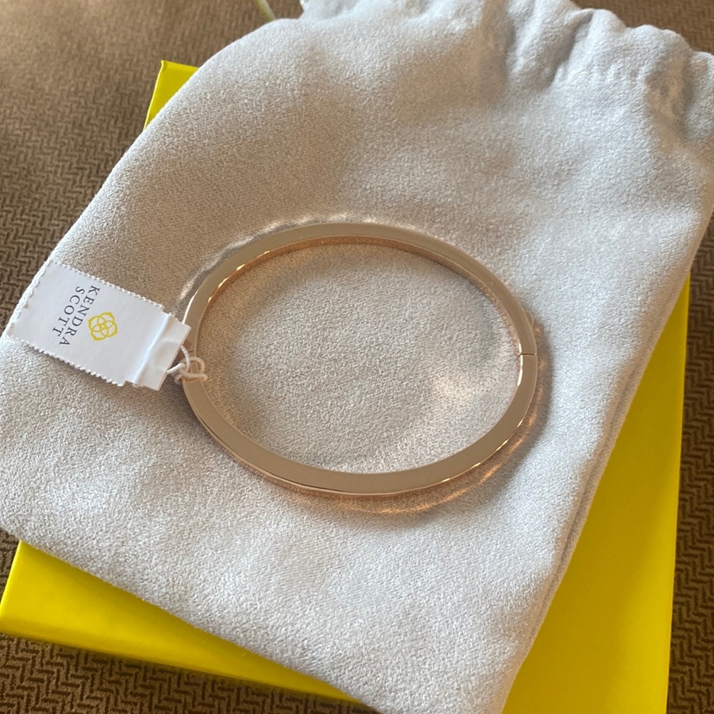 Kendra scott zorte bangle rose gold